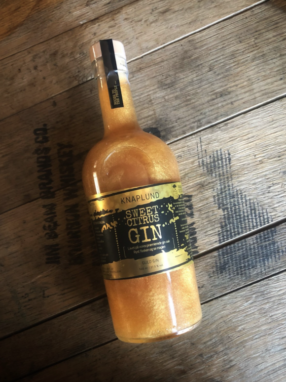 Knaplund - Guld Gin m/guldglimmer 37,5% Knaplund - Guld Gin m/guldglimmer 37,5%