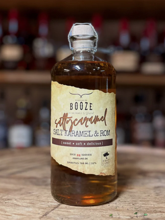 Knaplund - Booze Salty Caramel og Rom 32%